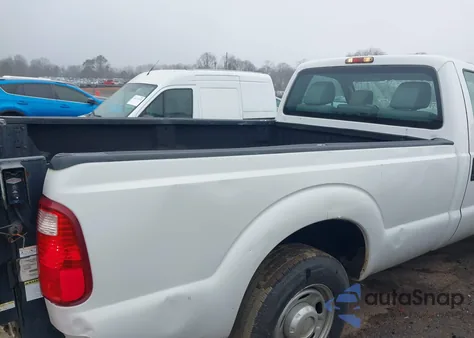 2011 Ford F-250 Xl from USA, damaged, VIN 1FTBF2AT4BEC63366